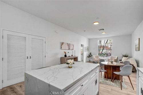 unit-211-435 W Center Street Promenade, Anaheim, CA, 92805-3783 | Card Image