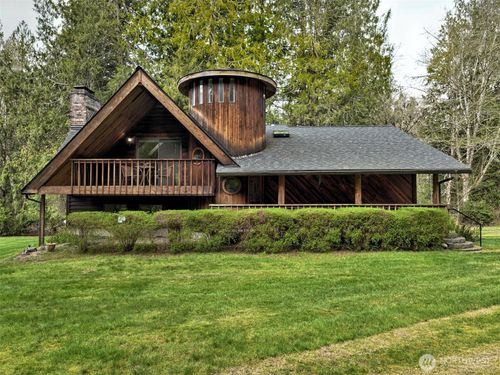 6041 E Agate Rd, Shelton, WA, 98584-8154 | Card Image