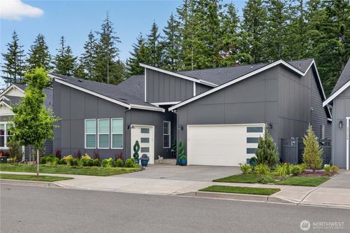 33110 Liberty Ave Se, Black Diamond, WA, 98010-5175 | Card Image
