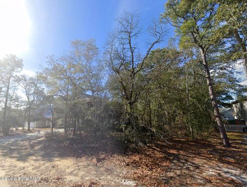 149 Ne 5th St, Oak Island, NC, 28465-6610 | Card Image
