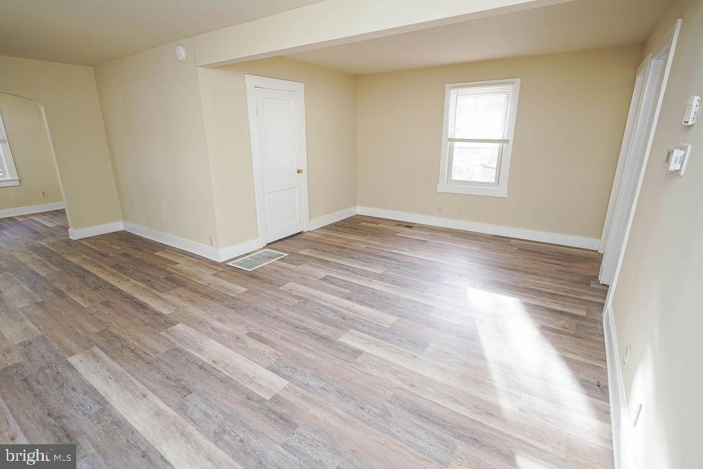 Residential in FRUITLAND 5