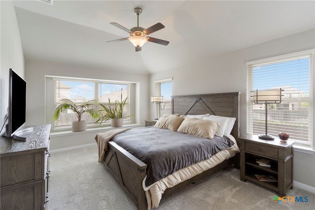 521 Kirkhill St, House other with 4 bedrooms, 2 bathrooms and null parking in Hutto TX | Image 14