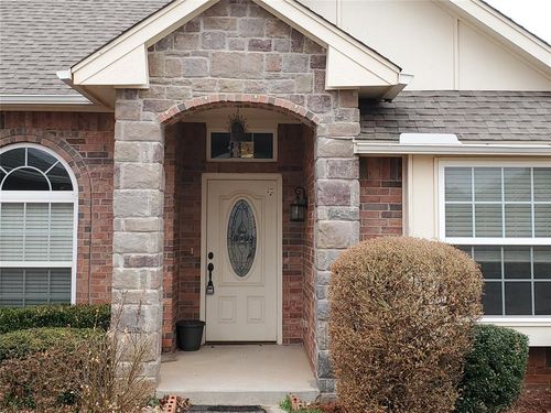 16113 Juliet Drive, Edmond, OK, 73013 | Card Image