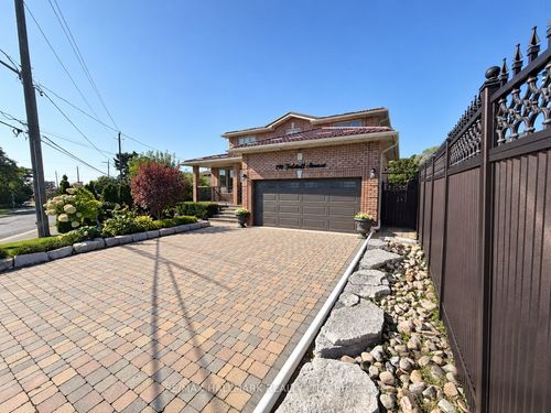 bsmt-190 Falstaff Ave, North York, ON, M6L3C3 | Card Image