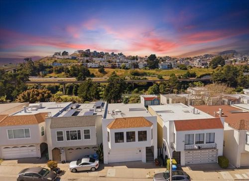 16 Moneta Court, San Francisco, CA, 94112 | Card Image