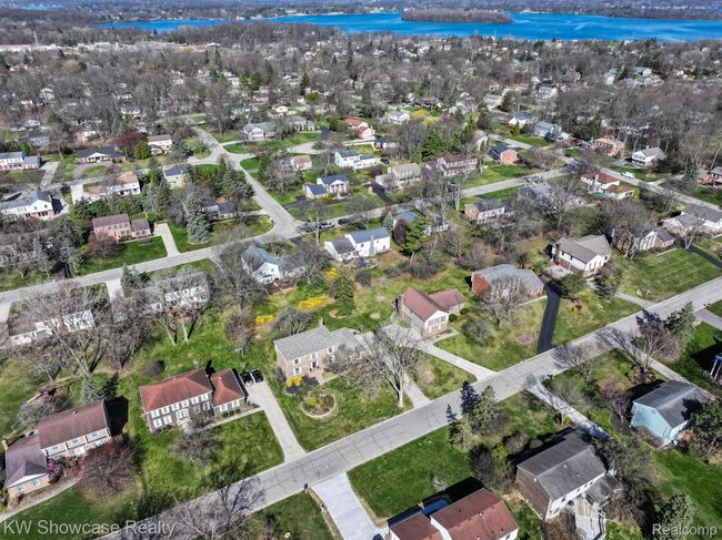 4238 Still Meadow Ln, House other with 4 bedrooms, 3 bathrooms and null parking in West Bloomfield MI | Image 73