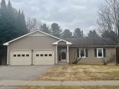 7 Chelsea Rd, Essex Junction, VT, 05452-2618 | Card Image