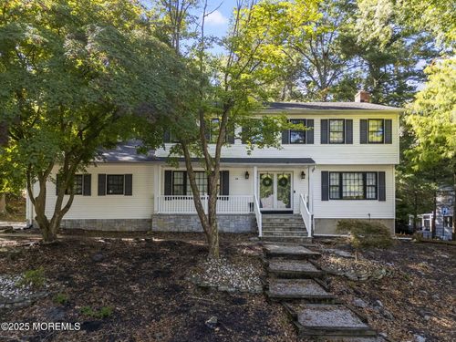 34 Brookside Cir, Marlboro, NJ, 07746-1603 | Card Image