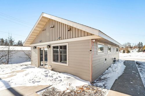 610 4th St, Two Harbors, MN, 55616 | Card Image