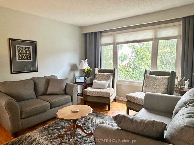 15 Payne Cres, House other with 3 bedrooms, 2 bathrooms and 4 parking in Port Hope ON | Image 6
