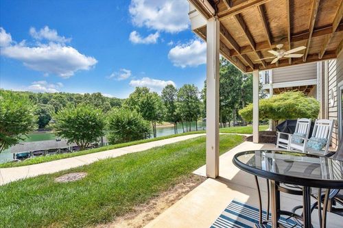 apt-303-335 S Pointe Shore Dr, Moneta, VA, 24121-2656 | Card Image