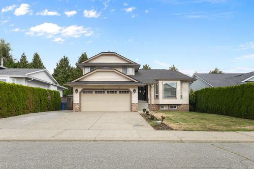 32155 Clinton Ave, Abbotsford, BC, V2T5B5 | Card Image