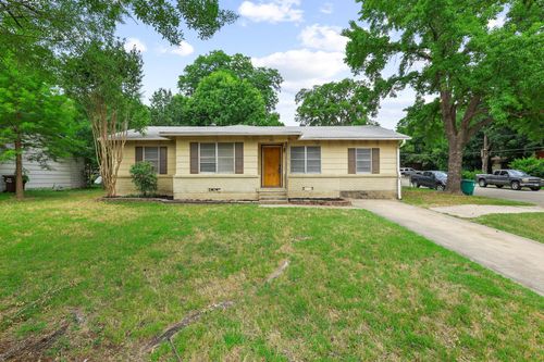 1402 Knight St, Denton, TX, 76205-6978 | Card Image