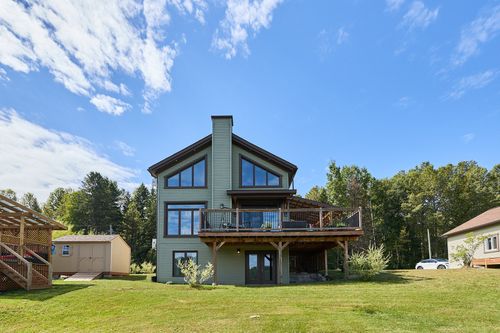 {{alt}} | Card Image