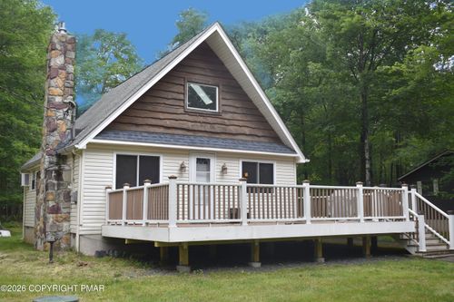 173 Tepee Dr, Pocono Lake, PA, 18347-8109 | Card Image