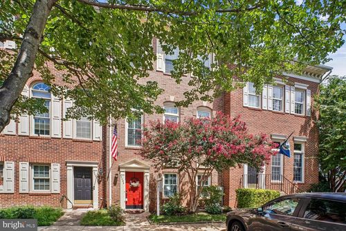 2408 Garnett Dr, ALEXANDRIA, VA, 22311-4906 | Card Image