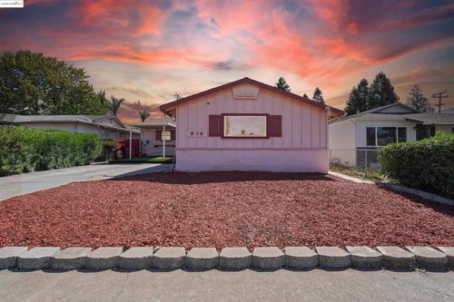 836 Stella St, Vallejo, CA, 94589-2046 | Card Image