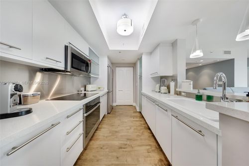 apt-2606-110 Washington Ave, Miami Beach, FL, 33139-7240 | Card Image