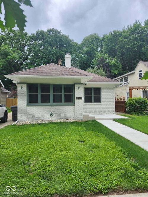 5608 Carrollton Ave, Indianapolis, IN, 46220-3152 | Card Image