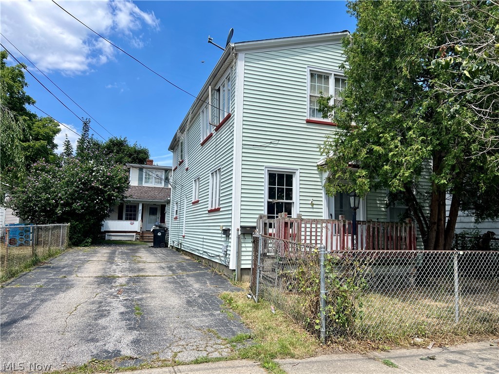 56th St, Cleveland, OH 44102