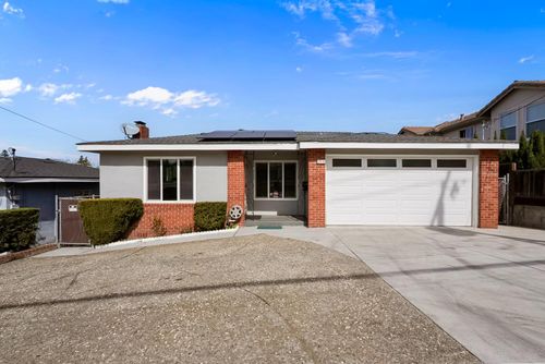 2418 Kelly St, Hayward, CA, 94541-3322 | Card Image