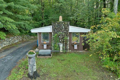 23 Old Milford Rd, Brookline, NH, 03033-2412 | Card Image