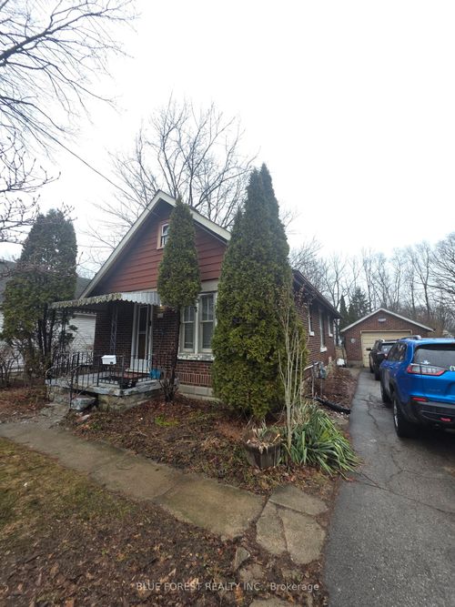 162 Wildwood Ave, London, ON, N6J1A9 | Card Image