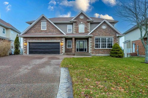 24 Vanier Way, Bedford, NS, B4A0A4 | Card Image