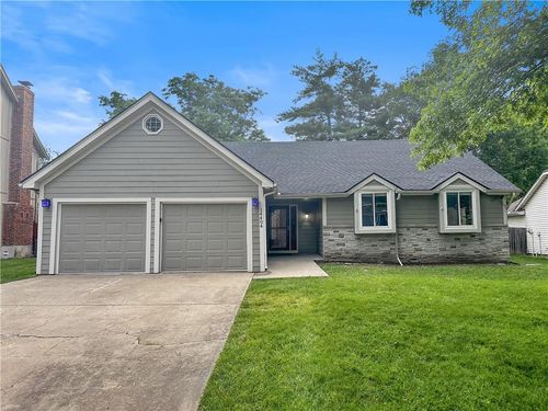 14404 S Cottonwood Dr, Olathe, KS, 66062-2519 | Card Image