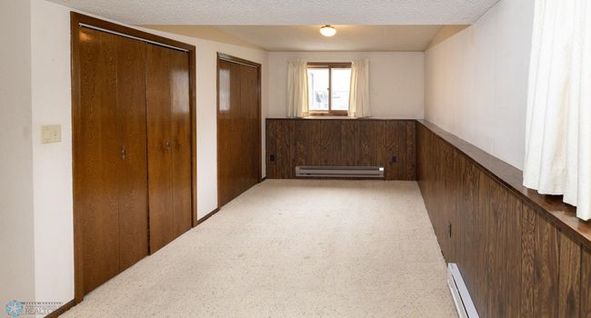 Family Room | Image 27