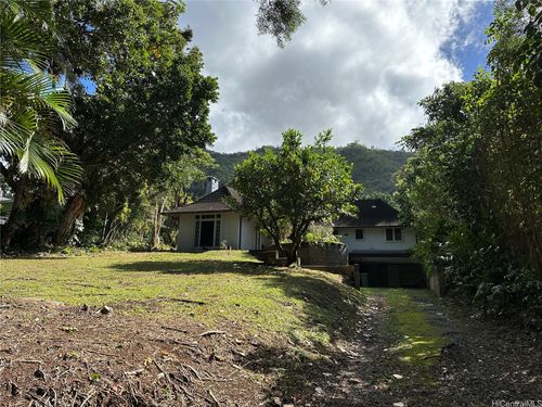 3333 Kaohinani Dr, Honolulu, HI, 96817-1021 | Card Image