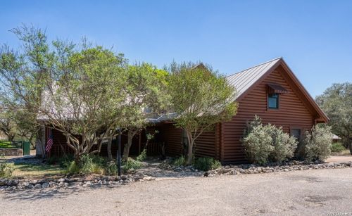 513 Riverview Dr, Bandera, TX, 78003-4037 | Card Image