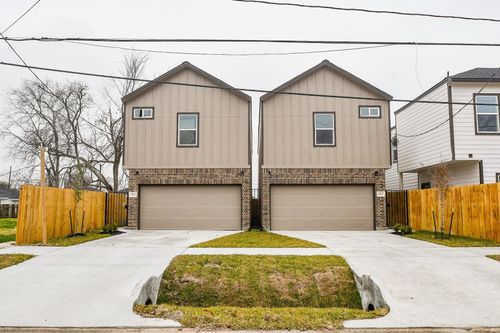 4911 Nichols St, Houston, TX, 77020-8805 | Card Image