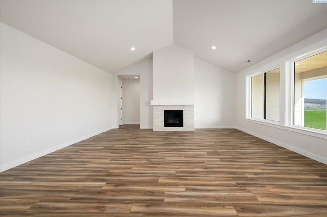 7207 Ambrosia St, Home with 4 bedrooms, 3 bathrooms and null parking in Kennewick WA | Image 22