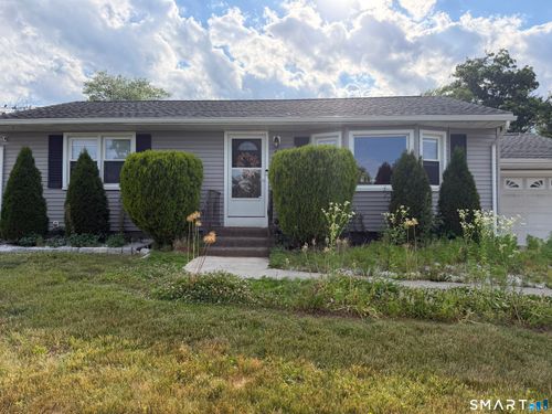 7 Cross Street, Plainville, CT, 06062 | Card Image
