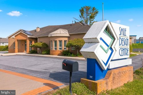 11151 Robinwood Dr, HAGERSTOWN, MD, 21742-6703 | Card Image