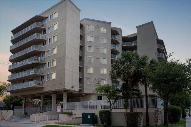 APT-207 - 102 Sw 6 Th Ave, Condo with 3 bedrooms, 2 bathrooms and null parking in Miami FL | Image 19
