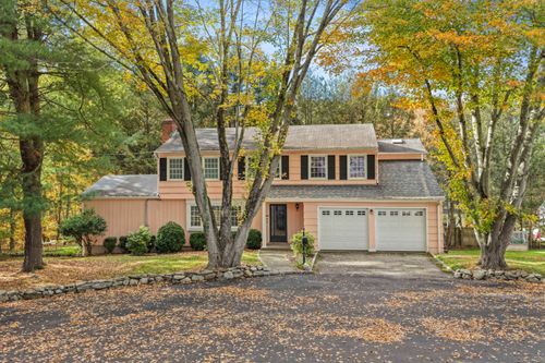 66 Adams Rd, Fairfield, CT, 06824-3018 | Card Image