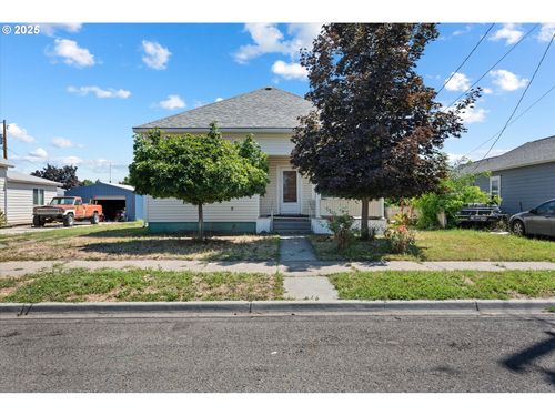 2020 Cherry St, Baker City, OR, 97814-3050 | Card Image