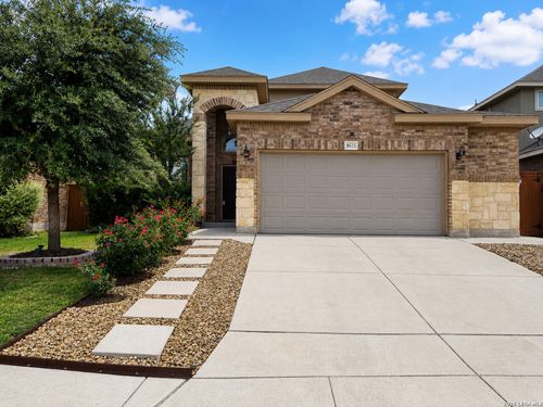 8623 Pinto Cyn, San Antonio, TX, 78254-6333 | Card Image