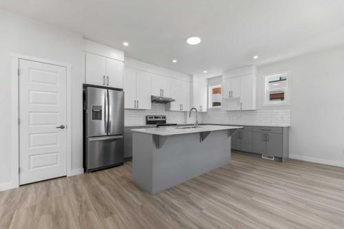 803-90 Corner Meadows Manor Ne, Calgary, AB, T3N2N8 | Card Image