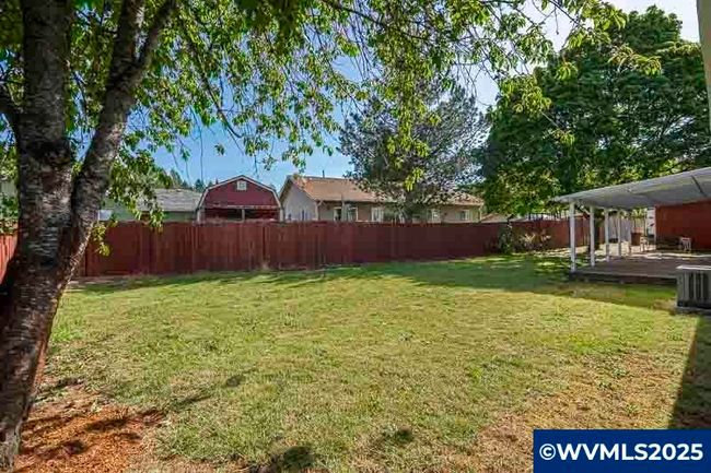 611 Ne Bockes Loop, House other with 3 bedrooms, 2 bathrooms and null parking in Sheridan OR | Image 5