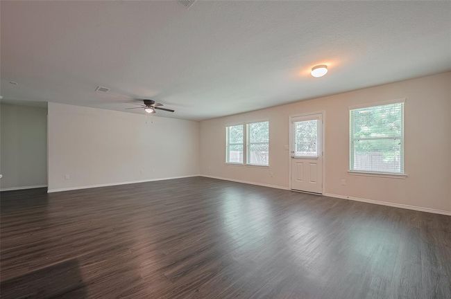 2011 Lost Timbers Dr, House other with 5 bedrooms, 3 bathrooms and 2 parking in Conroe TX | Image 6