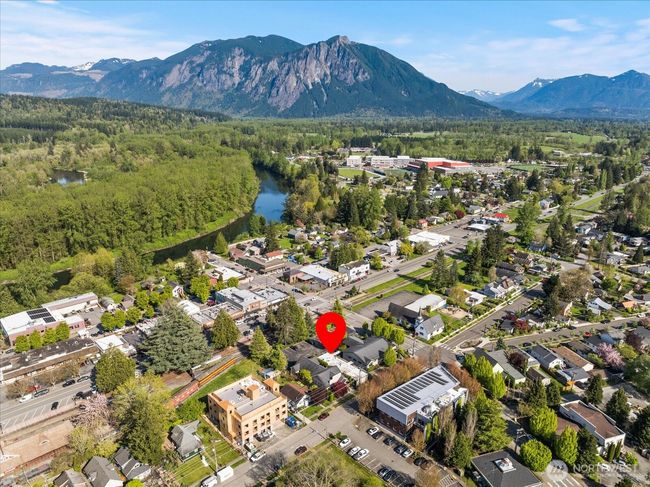 38700 Se River St, Home with 0 bedrooms, 0 bathrooms and 8 parking in Snoqualmie WA | Image 14
