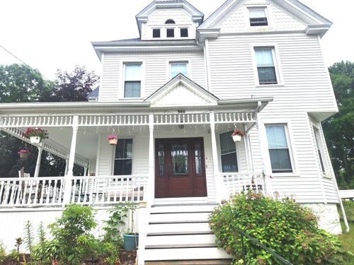 360 Broad Street, New London, CT, 06320 | Card Image