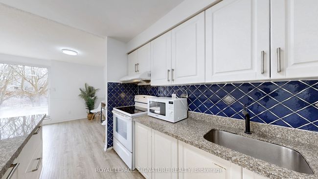 180 - 20 Moonstone Byway, Condo with 3 bedrooms, 2 bathrooms and null parking in North York ON | Image 12