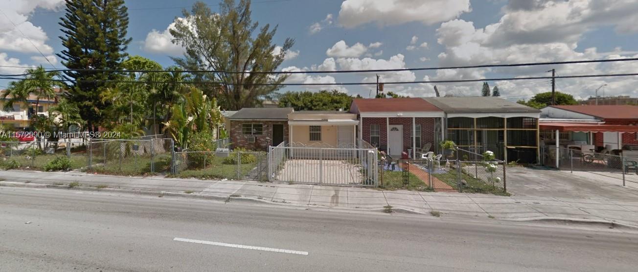 21st St, Hialeah, FL 33013