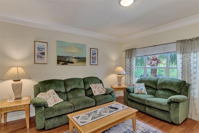 Living room. | Image 5
