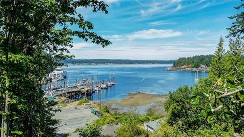 683 Green Rd, Quadra Island, BC, V0P1N0 | Card Image