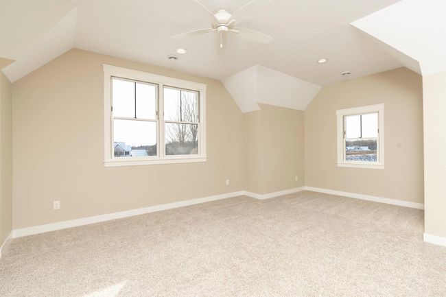 Possible Mothers Apartment | Image 41